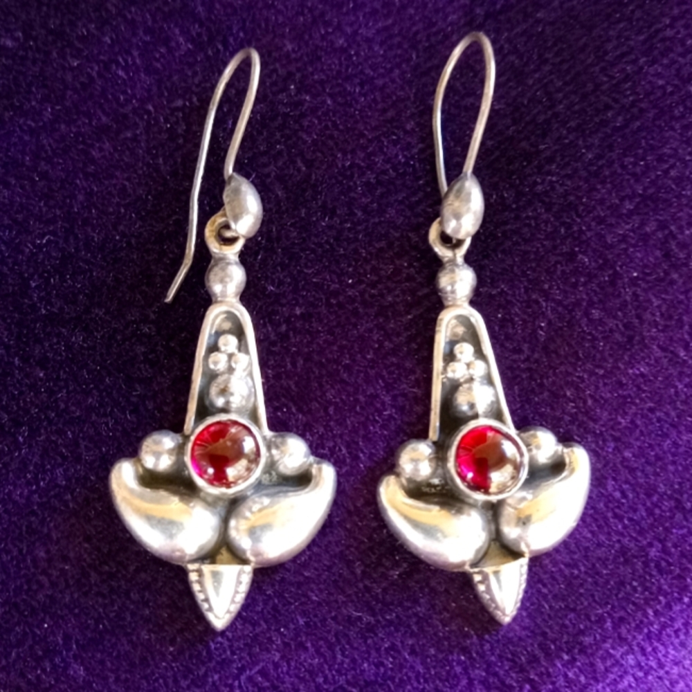 Unique Artisan Sterling Silver .925 with Round Garnets Earrings